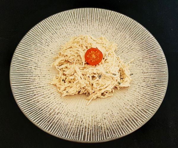 Salade de céleri-rave. Une recette d'entrée estivale et gourmande