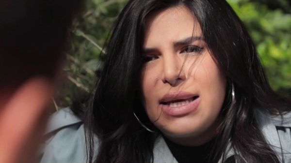 Iran : réfugiée en France, une top model témoigne