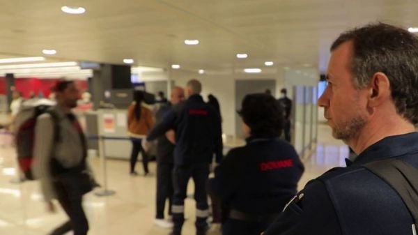 DOCUMENT FRANCE 2. Guyane : de Cayenne à Paris, immersion sur la nouvelle route de la cocaïne