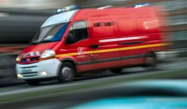 Cinq blessés dans un choc entre une moto et un véhicule à Grasse