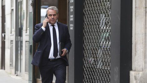 Xavier Bertrand s'emporte contre le gouvernement et sa communication “à deux balles”