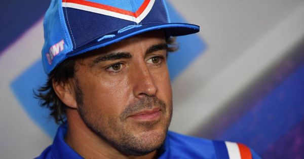 F1 : l'Espagnol Fernando Alonso bat à Singapour le record de départs en Grands Prix