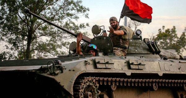 Zelensky veut continuer l'offensive dans le Donbass, Macron promet de nouvelles sanctions européennes, le Pape «supplie» Poutine... Ce qu'il faut retenir du conflit en Ukraine ce 2 octobre