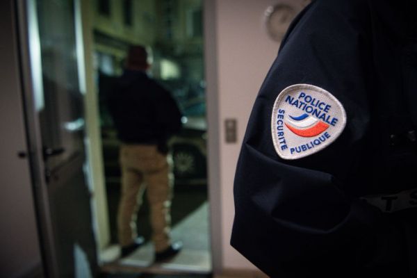 Fusillade : un homme blessé par balle lors de son arrestation par des policiers