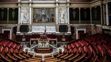 Rentrée parlementaire : la majorité espère le soutien de la droite, la Nupes et le RN fourbissent leurs armes