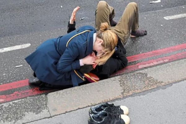 Radek Sikorski a assisté à l’attentat du pont de Westminster le 22 mars 2017. Incroyable mais vrai.
