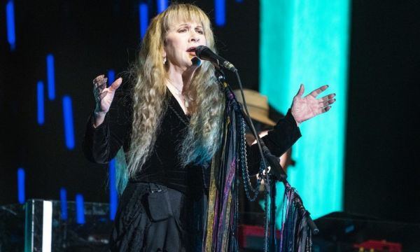Stevie Nicks et Eddie Vedder chantent en duo