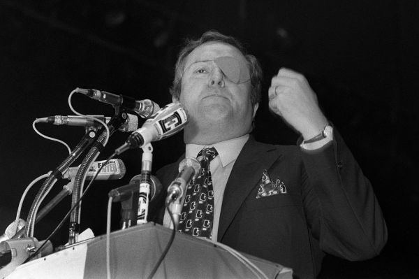 RN : 50 ans d'existence du parti d'extrême droite en dix dates
