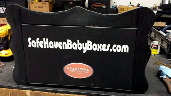 Les conservateurs américains, opposés à l'avortement, prônent le recours aux "baby-box" pour favoriser l'adoption
