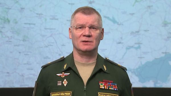 Guerre en Ukraine : que voit-on sur les cartes militaires diffusées par Moscou qui semblent confirmer son recul sur le front ?