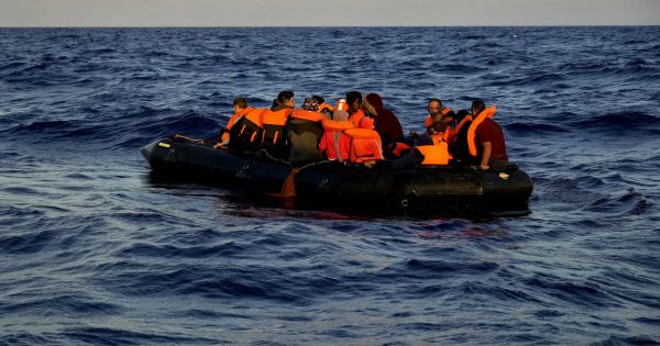 Grèce. Au moins 15 morts dans le naufrage d'une embarcation de migrants