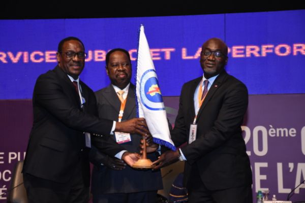 PERSPECTIVES DES SOCIETES D'ELECTRICITE EN AFRIQUE : Les douze travaux d'Hercule