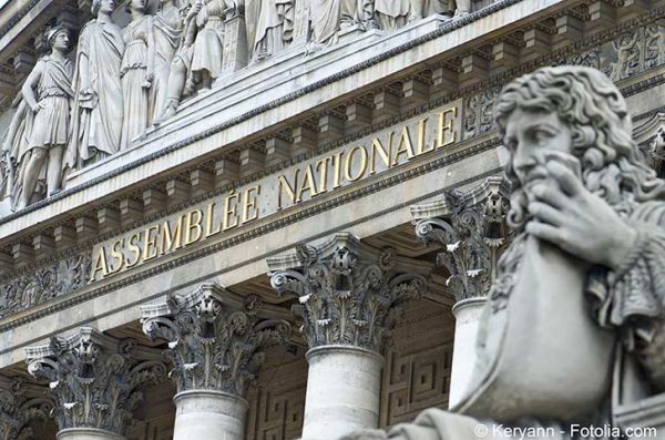 En vue de faire passer le budget a l'Assemblee nationale le gouvernement est pret a faire des concessions