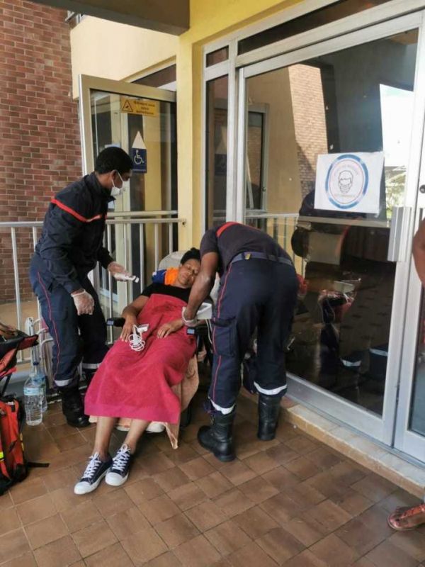 Grève de la faim à la Ville de Sainte-Marie : Paulette Berimey transportée au CHU