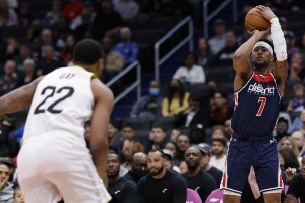 Les Washington Wizards stoppent l'Utah Jazz en NBA
