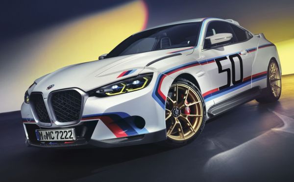 BMW M 3.0 CSL 2022 un cadeau d'anniversaire de 560 ch