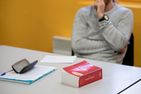 A la prison de Nanterre, des leçons d'éloquence pour préparer l'après