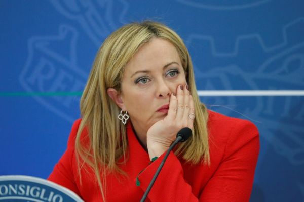 L'Italie ne peut faire face à la flambée des prix de l'énergie sans action de l'UE, dit Meloni