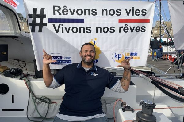 Voile : contraint à l'abandon sur la Route du Rhum 2022, Sacha Daunar veut "se relever avec la Jacques-Vabre"