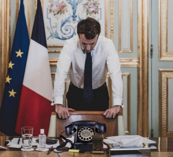 L'Azerbaïdjan refuse des pourparlers avec l'Arménie en présence de Macron