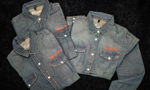 Rolling Stone sort sa chemise !