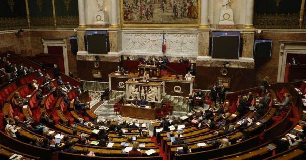 L'Assemblée rejette la motion de censure LFI, le projet de budget de la Sécu adopté en nouvelle lecture