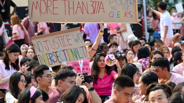 Singapour révoque une loi pénalisant l'homosexualité, mais inscrit l'interdiction du mariage pour tous dans sa Constitution