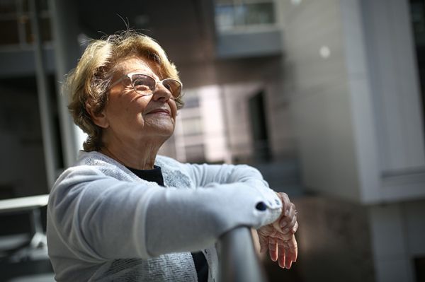 "Aujourd'hui, à Lyon, il faut la protection de policiers anti-émeute pour débattre" (Michèle Vianès)