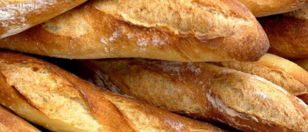 La baguette de pain française, emblème dans le monde de la vie quotidienne des Français, a été inscrite au patrimoine immatériel de l'humanité par l'Unesco