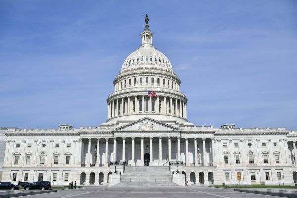 États-Unis : le Sénat vote une loi pour protéger le mariage homosexuel