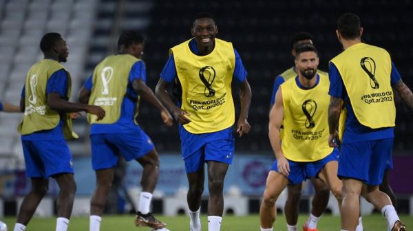 DIRECT. Tunisie-France : Disasi en latéral droit, Kolo Muani titularisé en attaque, Griezmann et Mbappé sur le banc