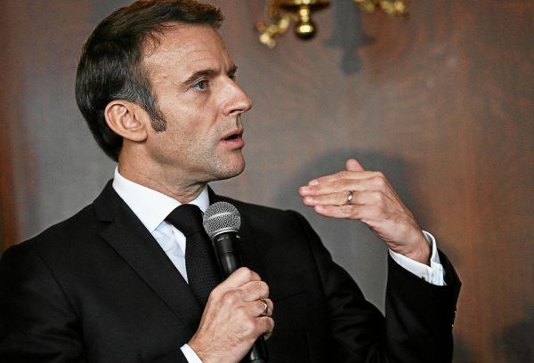 Emmanuel Macron remonté contre les mesures économiques « super agressives » de Joe Biden