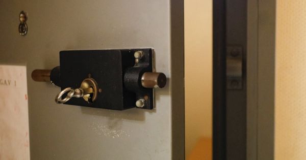 Mulhouse. Quatre surveillants mis en examen pour des violences sur un détenu