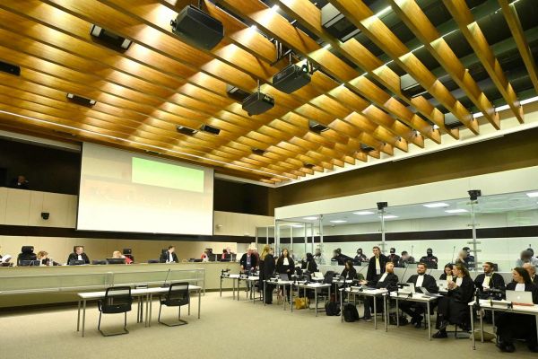 A Bruxelles, le jury populaire du procès des attentats de 2016 a été difficilement constitué