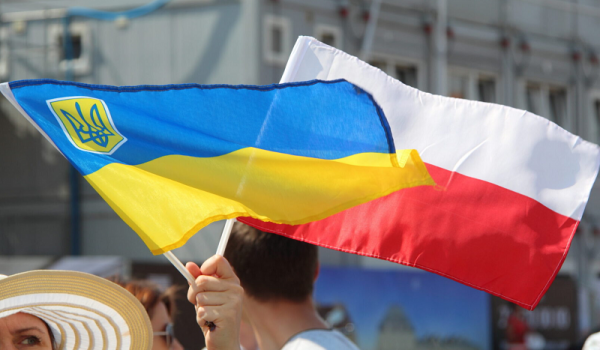 Renseignements russes : La Pologne est prête à organiser des référendums pour annexer toute l’Ukraine occidentale