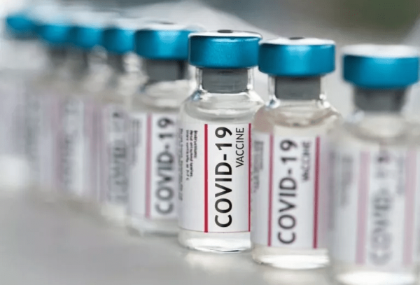 « En tant qu’oncologue, je vois des personnes atteintes d’un cancer stable progresser rapidement après avoir été forcées d’avoir un rappel »