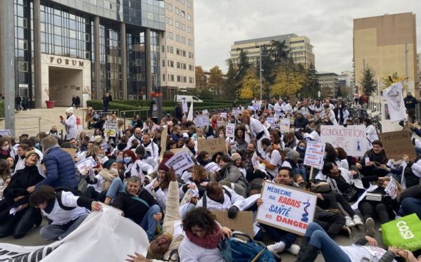 Grève des médecins à Lyon: "Nous ne sommes pas des secrétaires"