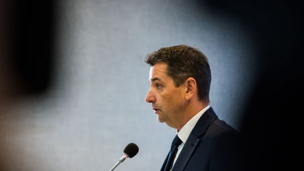Affaire Gaël Perdriau : 25 élus de la Loire appellent à la démission du maire de Saint-Etienne