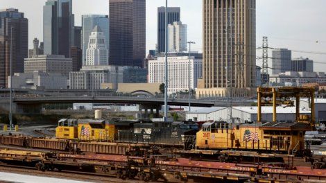 Le Congrès américain adopte une loi pour éviter une grève majeure du fret ferroviaire