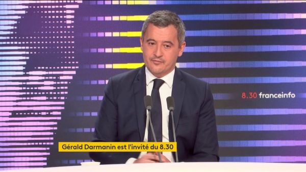 VIDEO. Le projet de loi immigration vise à "mieux intégrer et mieux expulser", selon Gérald Darmanin