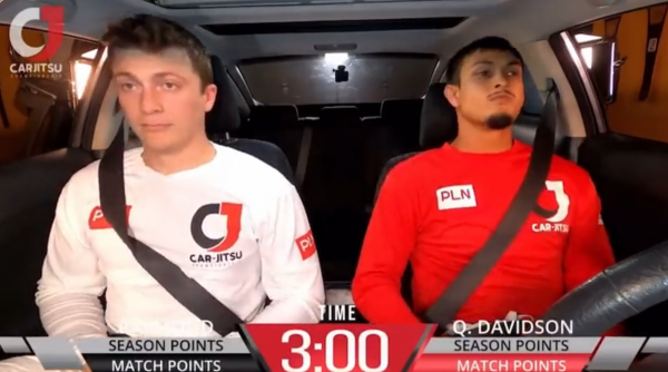 Le Car-Jitsu, la discipline mêlant lutte et sport automobile, vous ne verrez pas plus bizarre aujourd’hui !