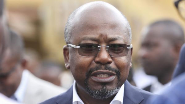 Gabon: le Premier ministre Bilie-By-Nze prononce son discours de politique générale