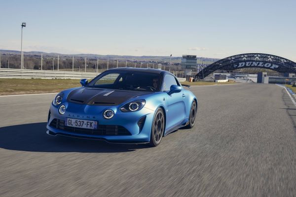 Notre essai de l'A110 R : la meilleure des Alpine ?