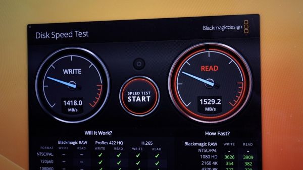 Le débit SSD du Mac mini M2 256Go est "bridé" (une seule puce mémoire)