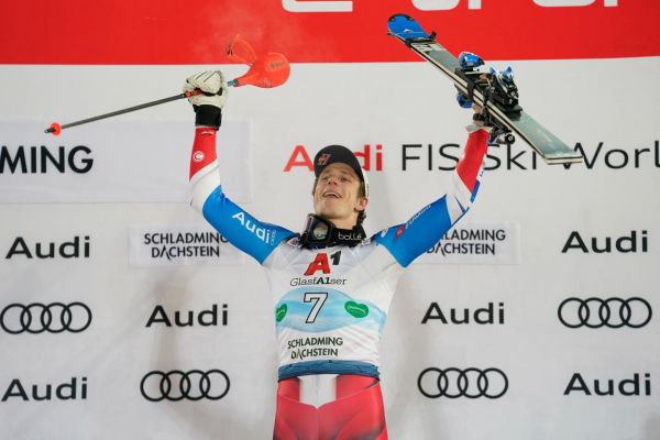 Ski alpin : le Français Clément Noël remporte le slalom de Schladming