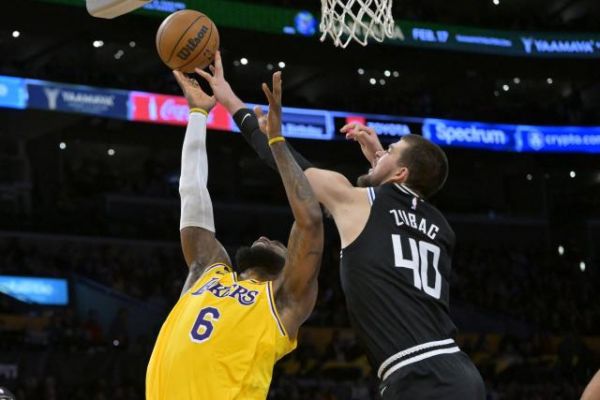 Les Clippers dominent les Lakers malgré du grand LeBron James en NBA