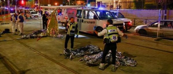 EN DIRECT - Israël : Une nouvelle fusillade ce matin à Jérusalem fait au moins deux blessés -Hier, un Palestinien armé a tué sept personnes près d'une synagogue à Jérusalem-Est - Vidéo