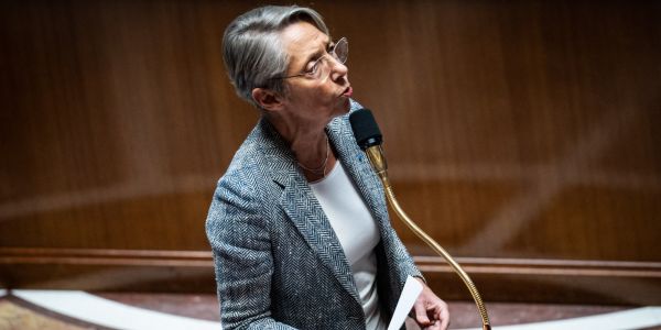 Retraites : pour Élisabeth Borne, le report de l'âge de départ à 64 ans «n'est plus négociable»