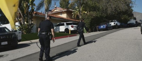 Nouvelle fusillade cette nuit aux Etats-Unis : Trois morts et quatre blessés dans une luxueuse villa de Los Angeles où se tenait une grande fête - Vidéo
