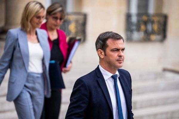 "Androcène", "francocide", "empouvoirement"... Nouveaux mots pour néointellos